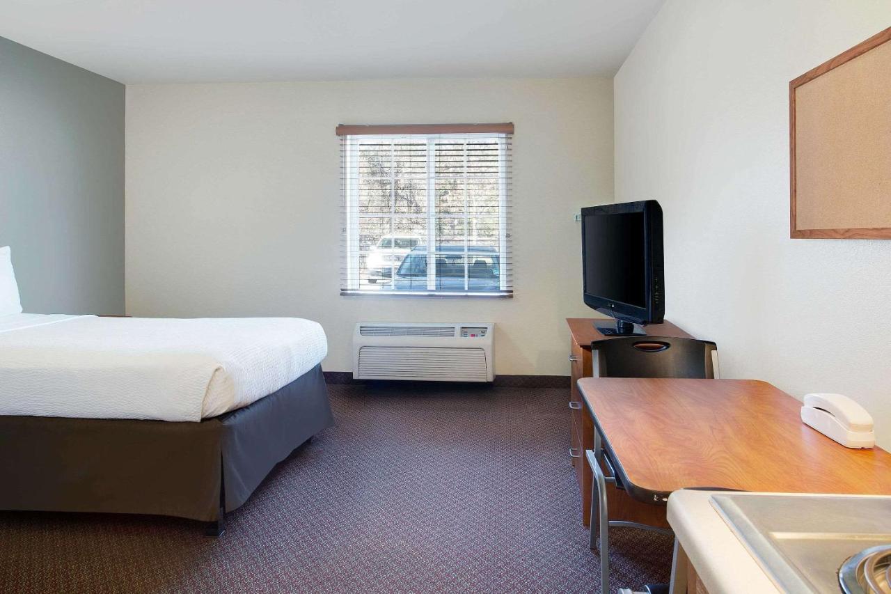 Woodspring Suites Baton Rouge East I-12 Bagian luar foto